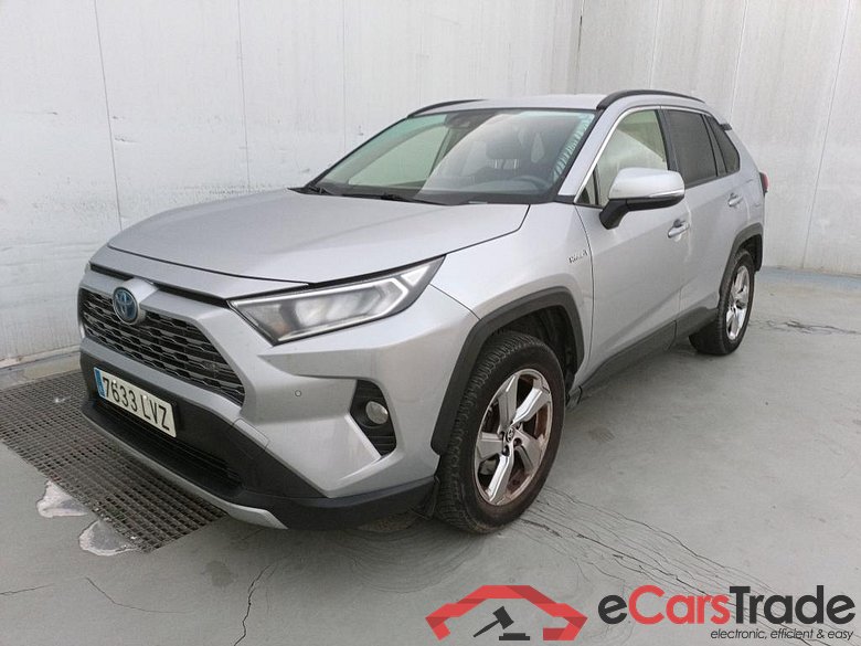 TOYOTA Rav4 / 2018 / 5P / todoterreno 2.5l 220H Advance #1