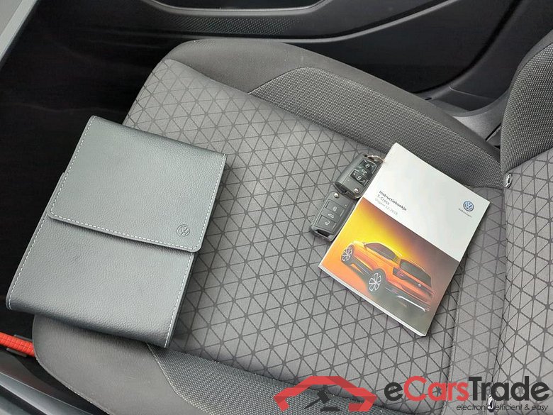 VOLKSWAGEN T-Cross 70 kW #6