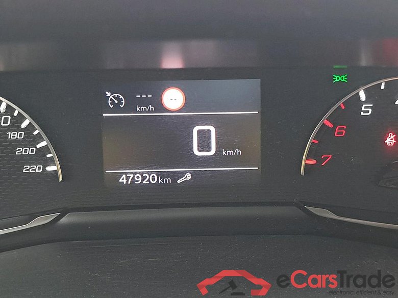 PEUGEOT 2008 / 2019 / 5P / todoterreno Allure BlueHDI 81kW (110CV) #5