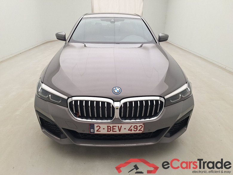 BMW, 5-serie FL'20 PHEV, BMW 5 Reeks Berline 545e xDrive 4d