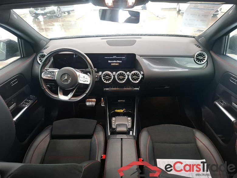 MERCEDES-BENZ GLA / 2020 / 5P / SUV 2.0 GLA 200 D AMG LINE DCT #5