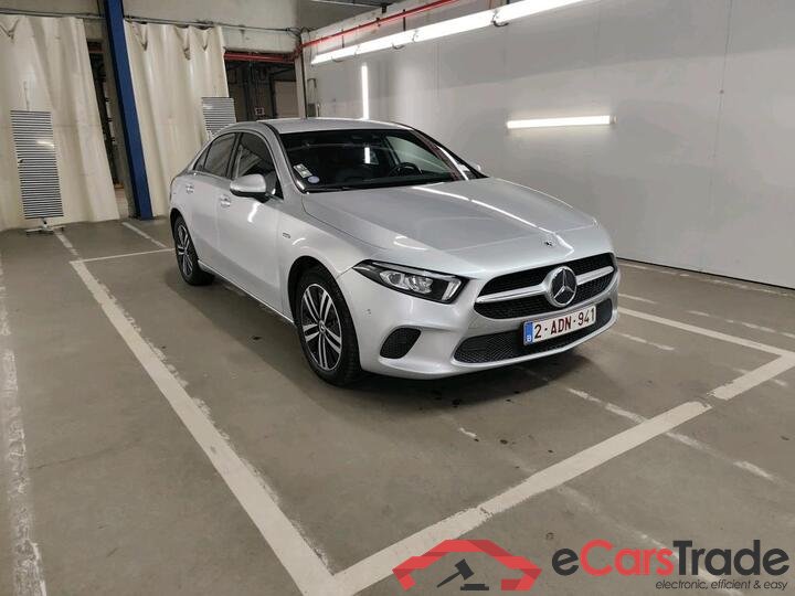 Mercedes A-Klasse Limousine A-Klasse Limousine A 250e Business Solution 160kW/218pk  4D/P Auto-8 #2