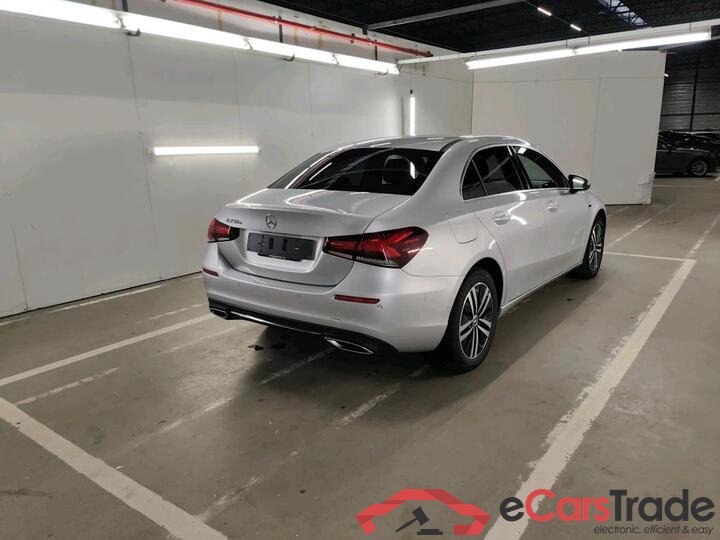 Mercedes A-Klasse Limousine A-Klasse Limousine A 250e Business Solution 160kW/218pk  4D/P Auto-8 #4