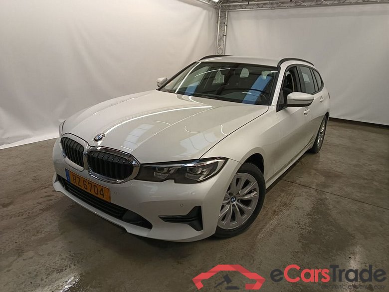 BMW 3 TOURING DIESEL - 2019 318 dA 150hp MHD AdBlue 5d #1