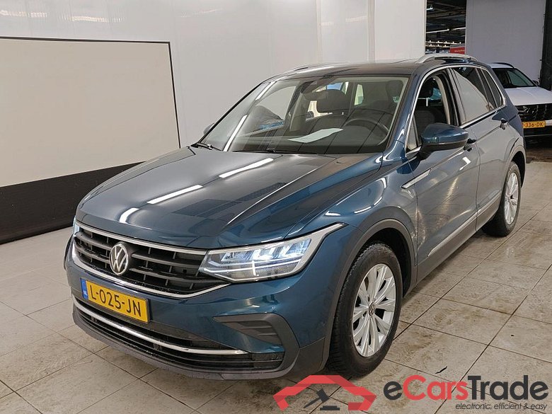 Volkswagen Tiguan 1.5 TSI 96kW Life Business 5d + Pano