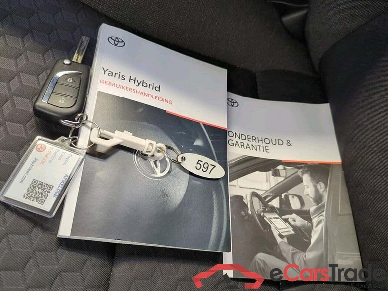 TOYOTA Yaris 1.5 Hyb. Active #4