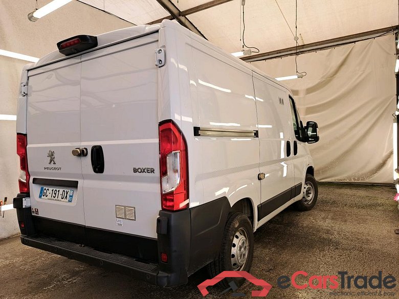PEUGEOT Boxer / 2014 / 4P / Fourgon tôlé BlueHDi 120 S&S ASPHALT 333 L1H1 #3