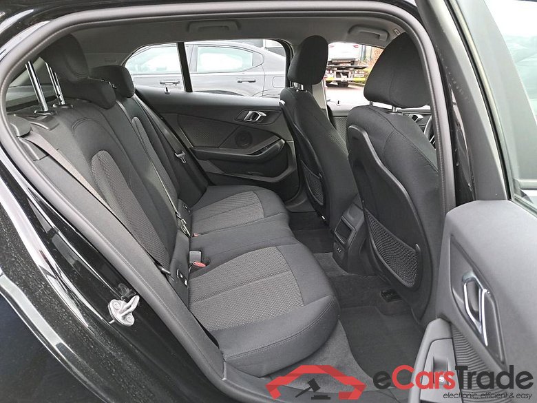 BMW 1 SERIES HATCH 1.5 116DA (85KW) #6