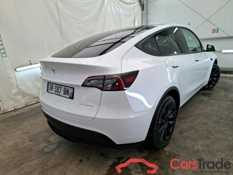 TESLA Model Y / 2020 / 5P / SUV Grande Autonomie Dual Motor AWD #4