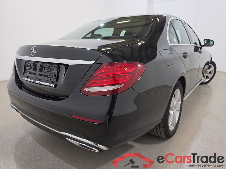 Mercedes-Benz E200d Avantgarde Aut. MULTIBEAM 1/2 Sport-Leather Navi KeylessGo Camera Klima PDC ... #4