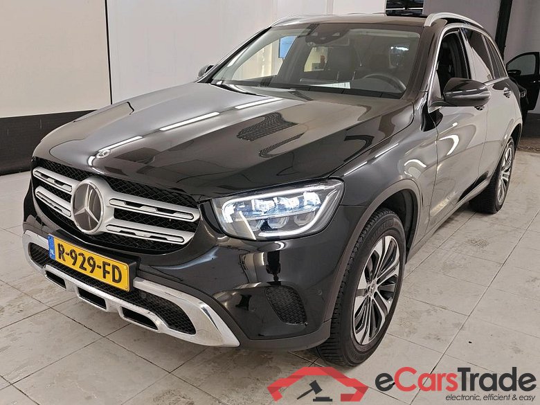 Mercedes-Benz GLC GLC 300e 4MATIC Business Solution 5d #1