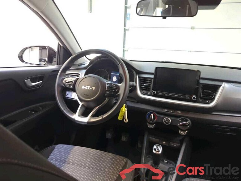 KIA Stonic 1.0 T-GDi MHEV Dyn L #3
