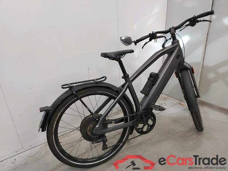 - STR ST1 - 814Wh - 18 Inch -  DARK GREY - 2022 #2