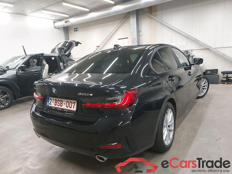 BMW - BMW 3 BERLINE 320e 204PK Business Edition With Vernasca Heated Sport Seats & Active Cruise Control & Driving Assistant Pack   * HYBRID * #2