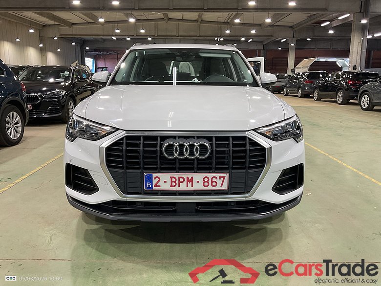 AUDI Q3 1.4 45 TFSI E S TRONIC #2