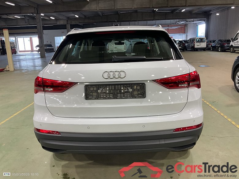 AUDI Q3 1.4 45 TFSI E S TRONIC #5