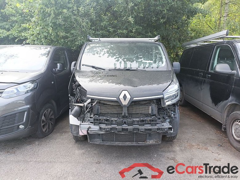 Renault Trafic L1H1 dCi 120 Grand Confort 2.7T 4d !! Damaged car !!