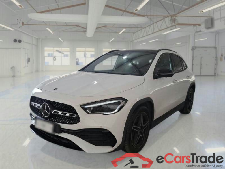 MERCEDES-BENZ GLA / 2020 / 5P / CROSSOVER GLA 200 D AUTOMATIC PREMIUM #1