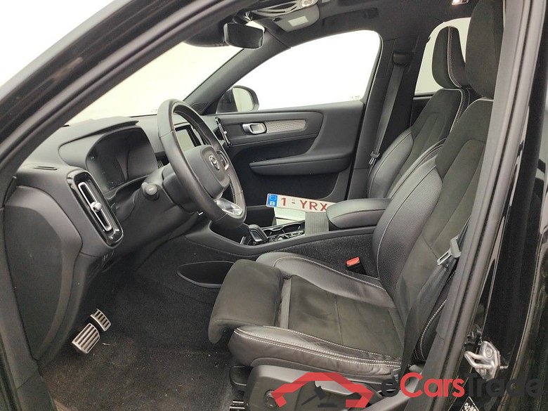 Volvo XC40 T5 Recharge Geartronic R-Design 5d #3