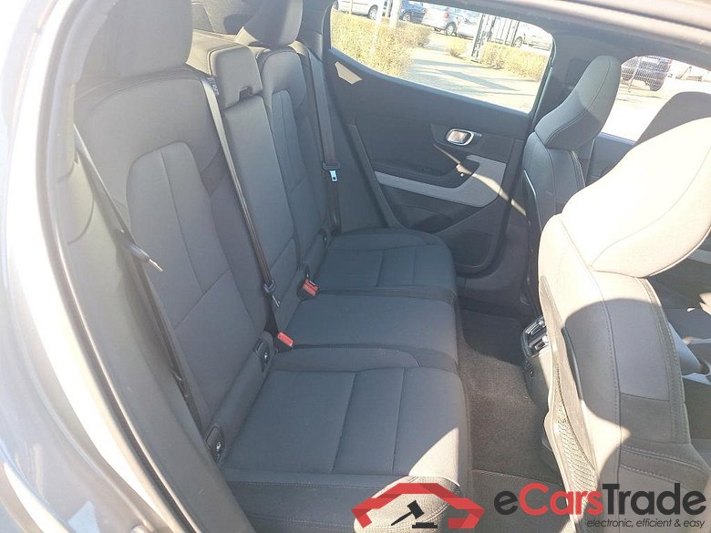 POLESTAR POLESTAR 2 78 kWh Dual Motor Launch #6