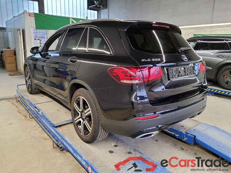 Mercedes-Benz GLC (BM 253)(06.2015->) DE - SUV5 GLC 200 EU6d, 4Matic (EURO 6d), (Facelift) 2020 - 2022 #4