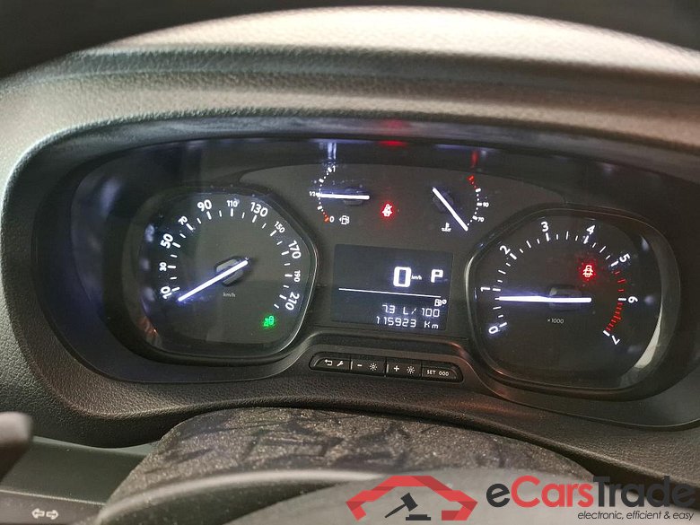 Jumpy Fourgon Club XS 2.0 BlueHDi 120CV BVA8 E6dT #6