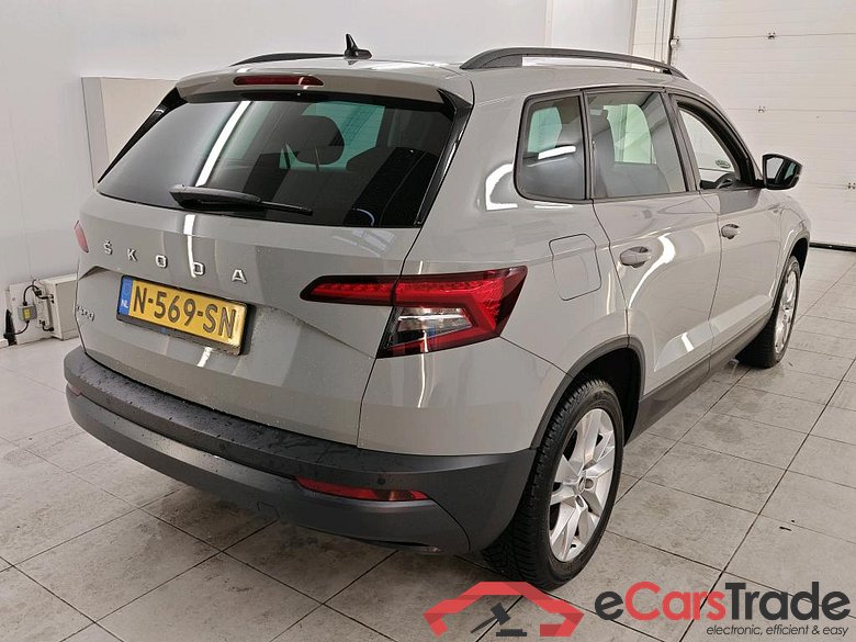 Škoda Karoq 1.5 TSI Greentech DSG Business Edition 5d #2