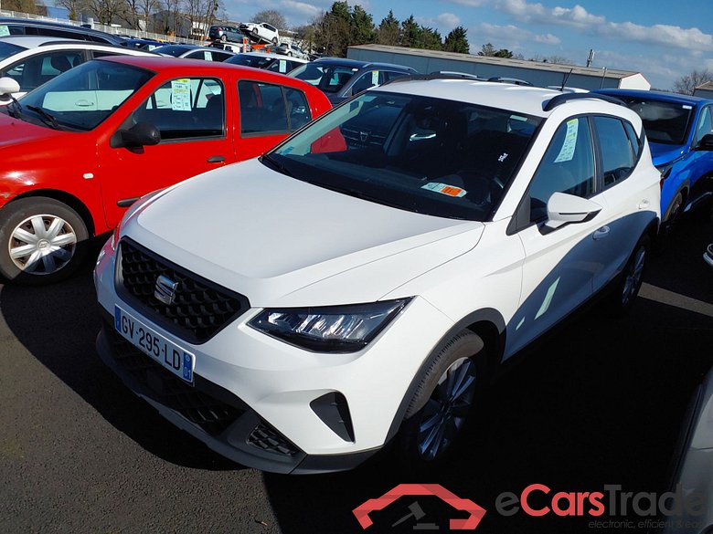 SEAT Arona 1.0 TSI 110 DSG BUSINESS