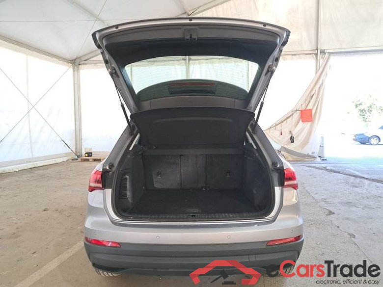 AUDI Q3 / 2018 / 5P / SUV 45 TFSI E S TRONIC BUSINESS #5