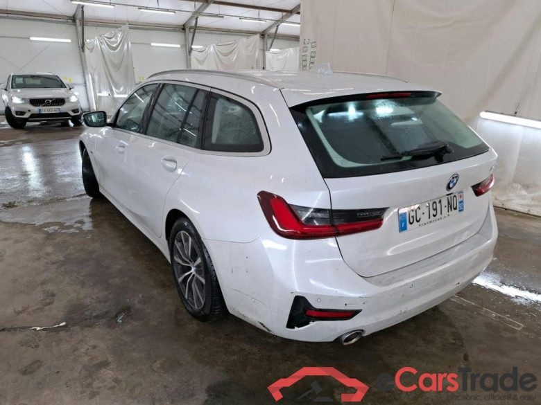 BMW Série 3 Touring / 2019 / 5P / Break 320e 204ch Business Design BVA8 Hybride #2