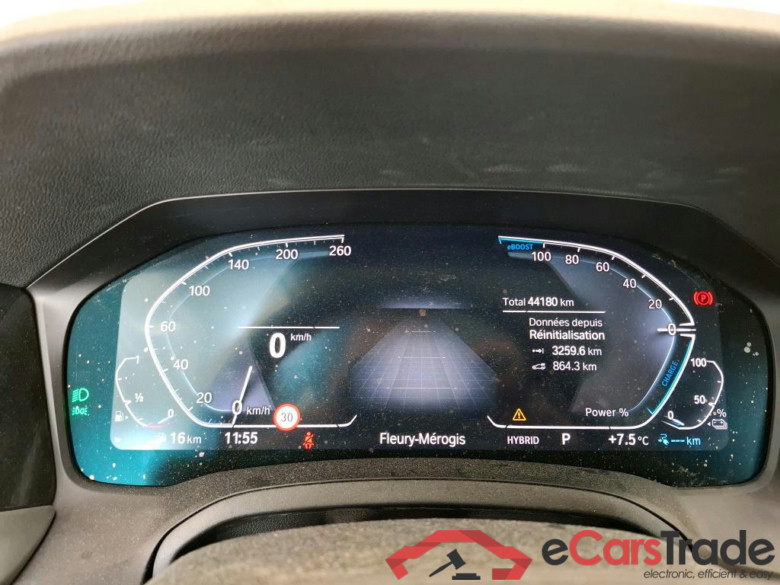 BMW Série 3 Touring / 2019 / 5P / Break 320e 204ch Business Design BVA8 Hybride #6