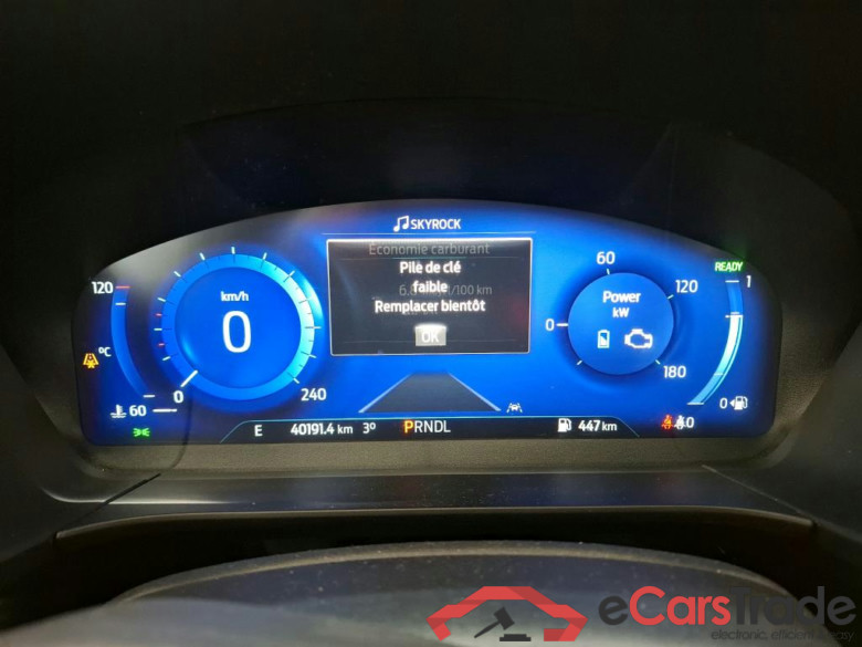FORD Kuga / 2019 / 5P / SUV 2.5 190 hybrid Flexifuel Pshift Titanium #6