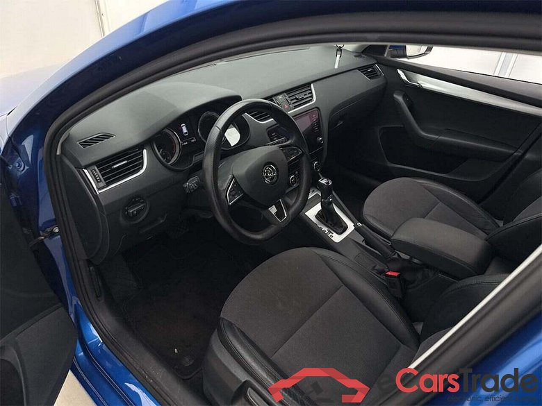 SKODA Octavia Combi 1.5 TSI Bns Edition #3