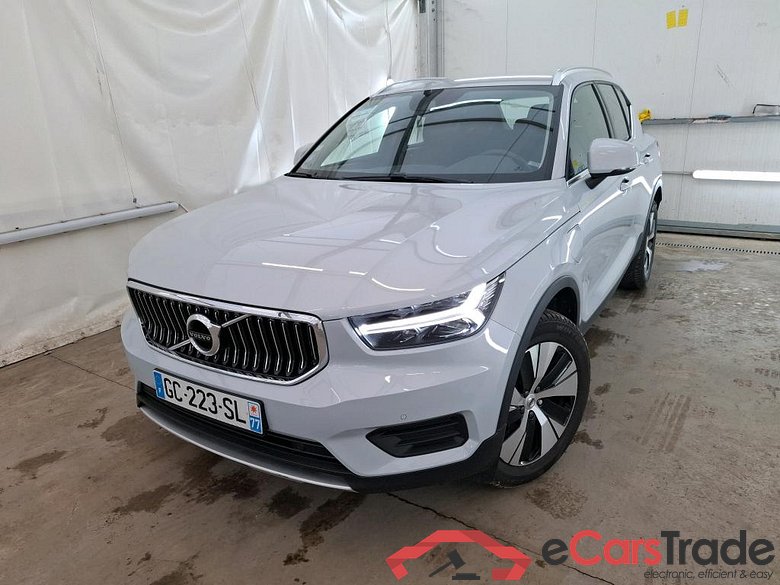 VOLVO XC40 / 2017 / 5P / SUV Recharge T5 262 DCT7 Inscription Busi