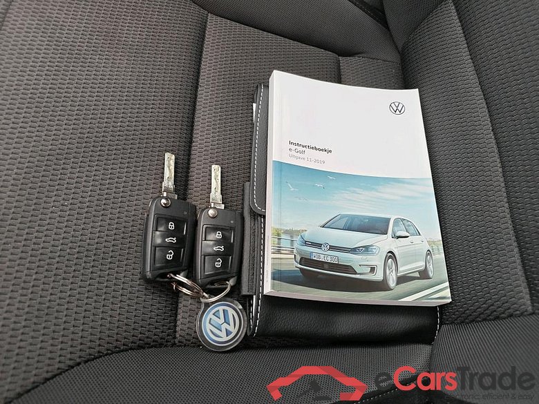 VOLKSWAGEN e-Golf 100 kW #6