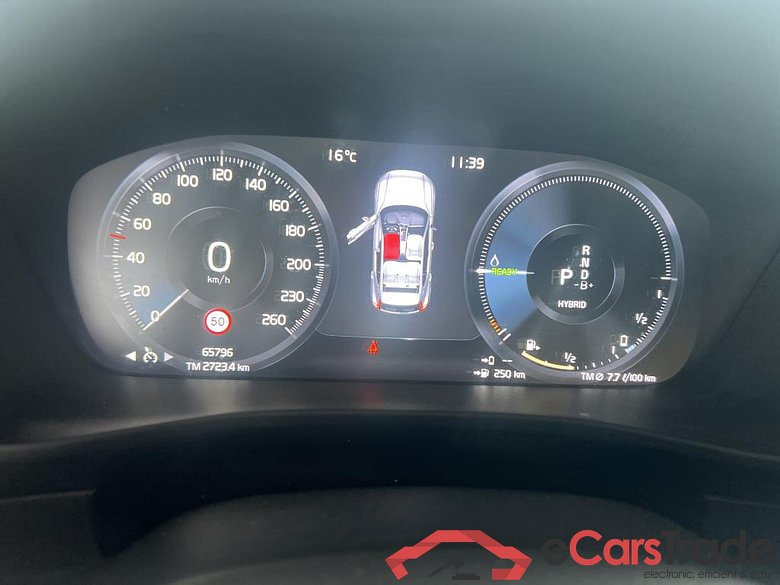 VOLVO XC40 / 2017 / 5P / todoterreno 1.5 T5 Twin Recharge Inscription Ex Auto #4