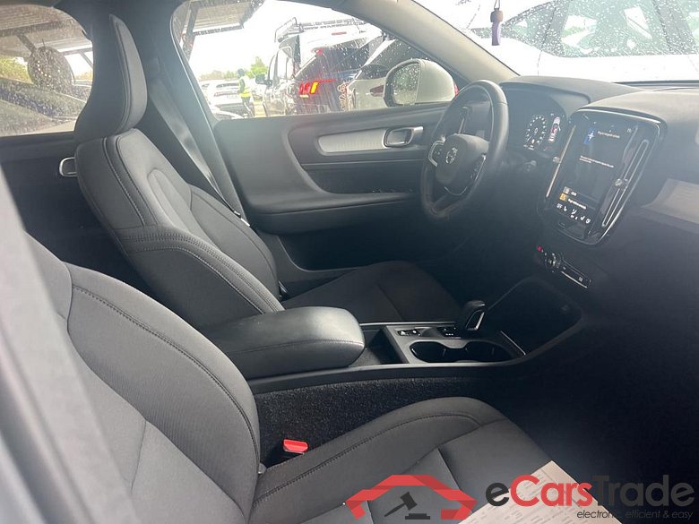 VOLVO XC40 / 2017 / 5P / todoterreno 1.5 T5 Twin Recharge Inscription Ex Auto #6