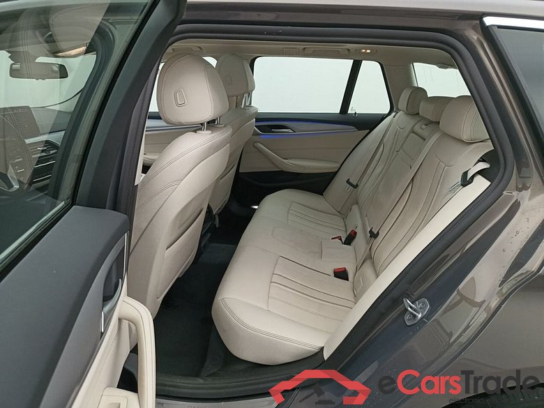 BMW 5 Reeks Touring 530d xDrive Aut. (210 kW) 5d #6