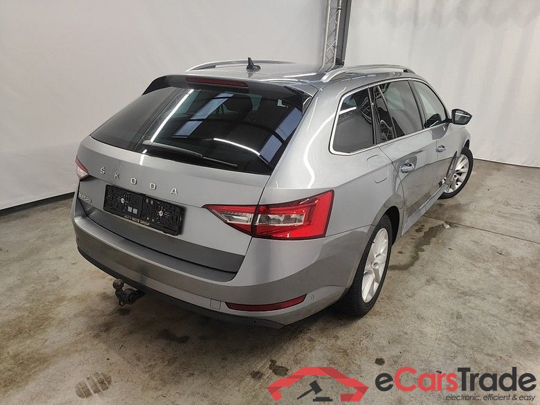 Skoda Superb Combi 2.0 CRTDI 110kW DSG7 Style 5d #2