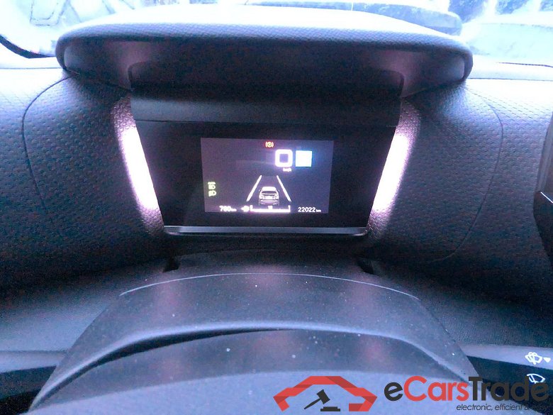 Citroen C4 Max 1.2L PureTech 130 (EAT8) #4