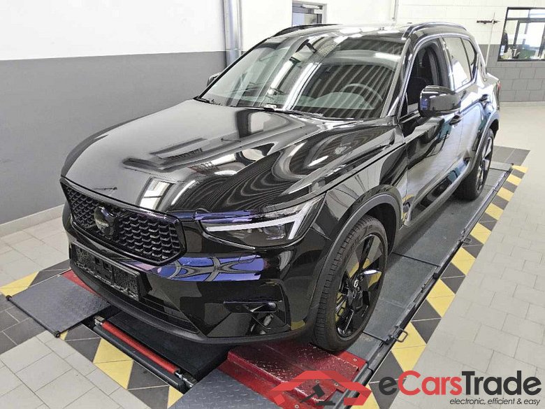Volvo XC40 (2017->) DE - SUV5 B4 2WD EU6e, Ultra Black Edition (EURO 6e), (Facelift) 2024 - 2026