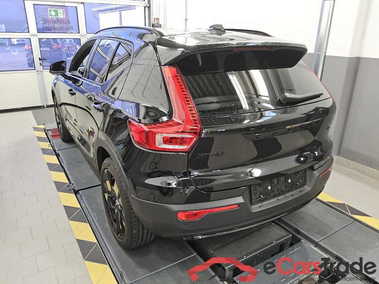 Volvo XC40 (2017->) DE - SUV5 B4 2WD EU6e, Ultra Black Edition (EURO 6e), (Facelift) 2024 - 2026 #4