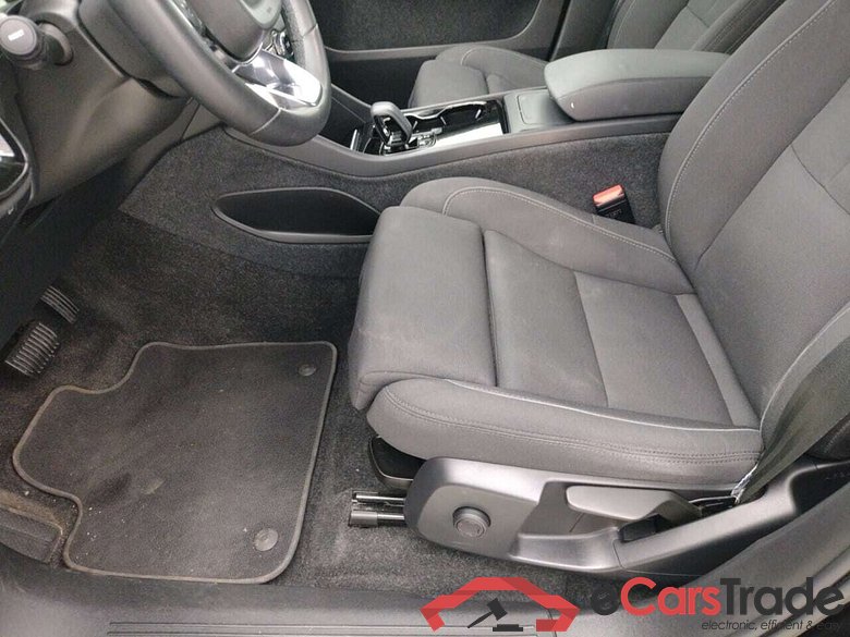 VOLVO XC40 ARRAY RECHARGE CORE #6