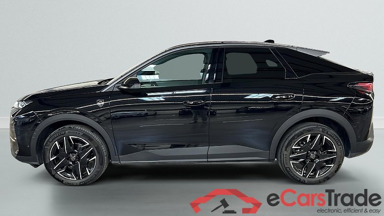 Peugeot 3008 Hybrid 145 e-DCS6 GT #4