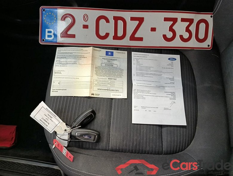 Ford Kuga 2.5i PHEV Aut. 165kW Titanium 5d #4