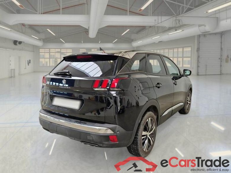 PEUGEOT 3008 / 2016 / 5P / SUV BLUEHDI 130 EAT8 SeS ALLURE #2