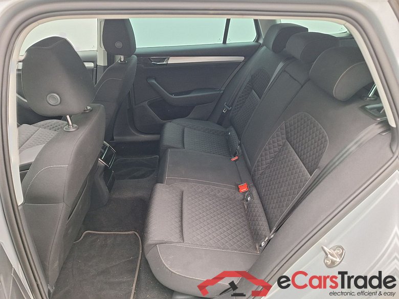 Skoda, Superb Combi FL'19, Skoda Superb Combi 2.0 CRTDI 90kW DSG7 Clever 5d #4