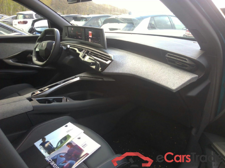 Peugeot 5008 Allure Hybrid 145 ch e-DCS6 #3
