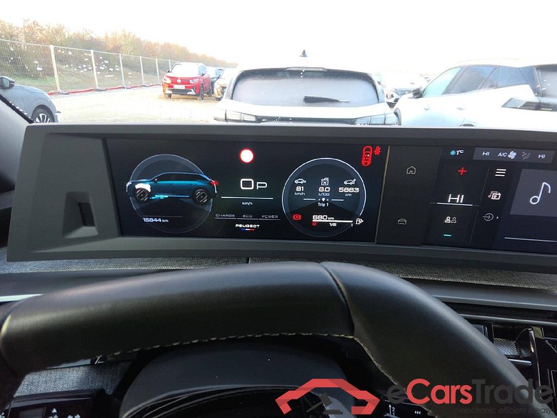 Peugeot 5008 Allure 1.2L Hybrid (MHEV) 145 hp e-DCS6 #4