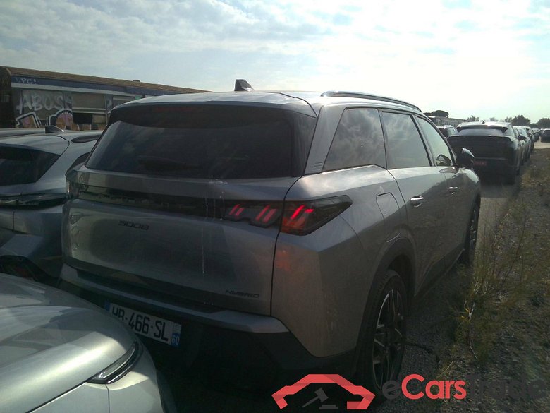 Peugeot 5008 Allure Hybrid 136 e-DCS6 (1.2L) #2